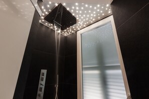 Hair dryer, towels - Vatican Luxury Apartment for couples or families (Roma)
