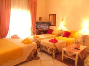 1 bedroom, iron/ironing board, bed sheets