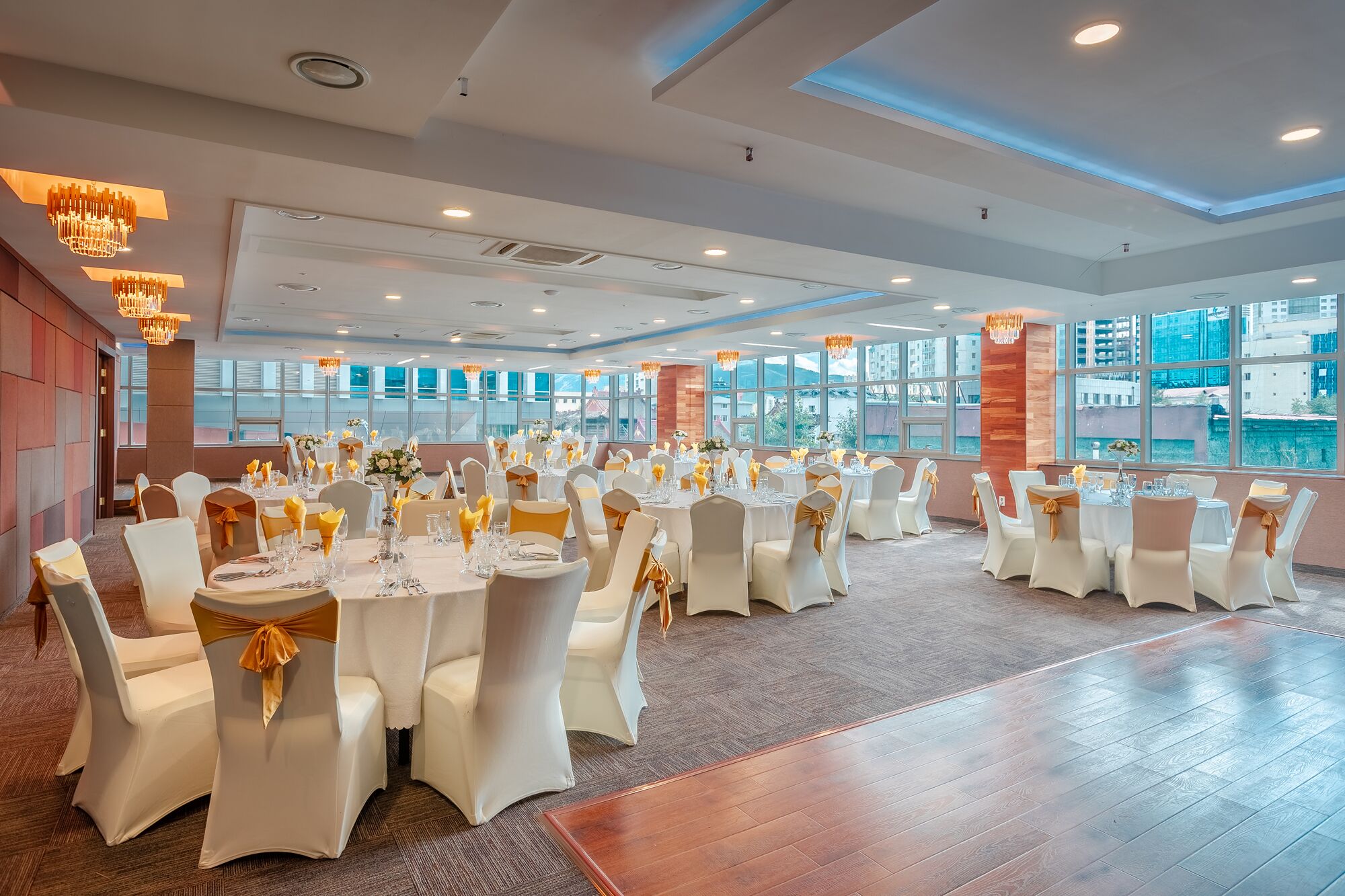 Banquet hall