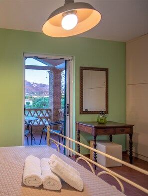 1 chambre, coffres-forts dans les chambres, Wi-Fi gratuit, draps fournis