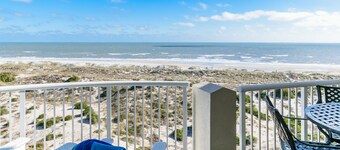 Oceanfront Luxury. Experience The Ritz-Carlton just 100 footsteps away. 