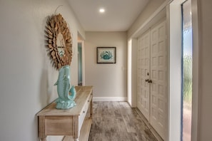 Interior - Manatees At the Dock, Pool, Gulf Access! 224 reviews Villa 7. (Cape Coral)
