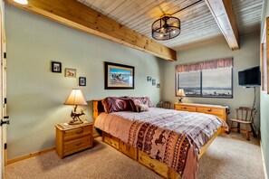 2 bedrooms, Internet, bed sheets, wheelchair access