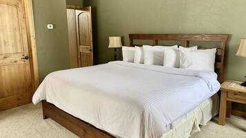 8 bedrooms, iron/ironing board, free WiFi, bed sheets