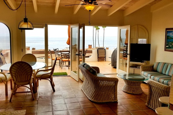 Älytelevisio, takka, DVD-soitin