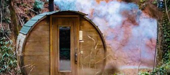 Discover Serenity at TinyFox Cabin: Your Perfect Getaway Surrounded by Nature