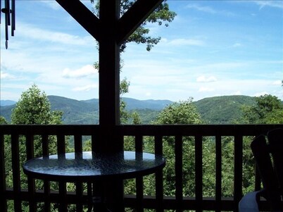 Rustic Cabin, Appalachian Elegance,  Rural But Close