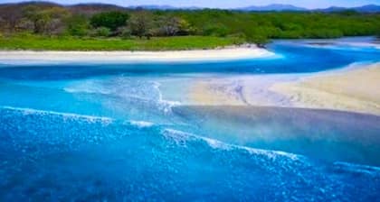 PLAYA AVELLANAS BAUMHAUS (Klimaanlage, Fernseher, WiFi, Haushaltshilfe)
