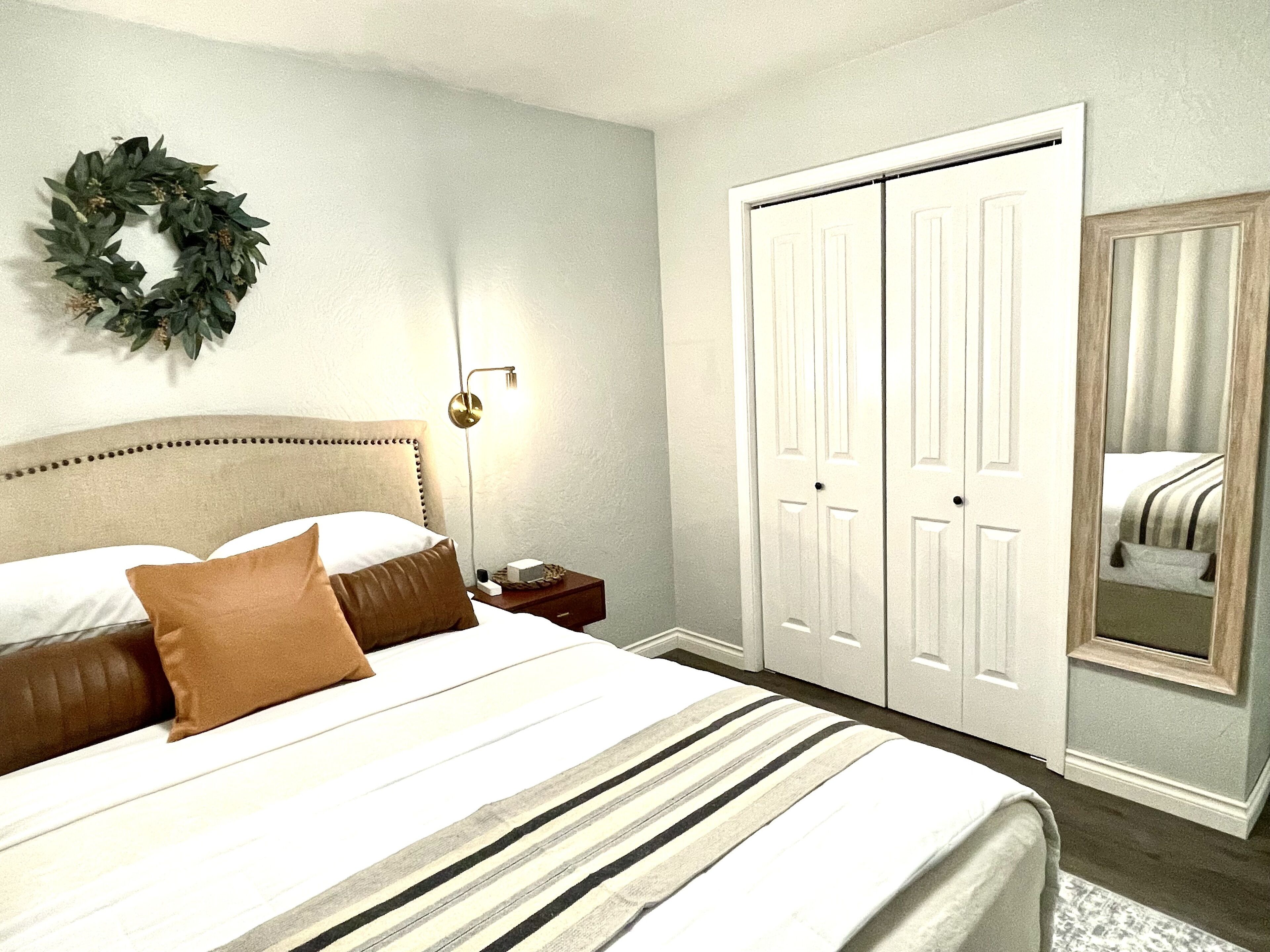 2 bedrooms, desk, iron/ironing board, free WiFi