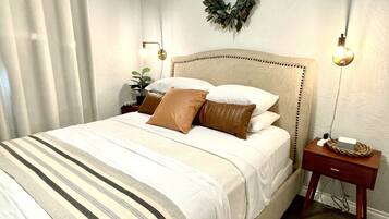 2 bedrooms, desk, iron/ironing board, free WiFi