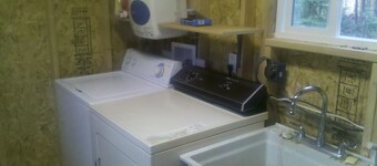 4 bedroom cabin on the Kenai River