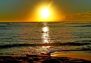 Am Strand, Liegestühle, Strandtücher