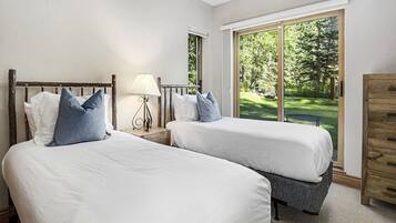 4 habitaciones, cuna de viaje, wifi y ropa de cama