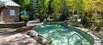 Cascades on Gore Creek | Spacious 4BD Vail Vacation Rental Near Cascade Village
