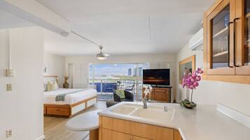 1 bedroom, iron/ironing board, travel cot, WiFi