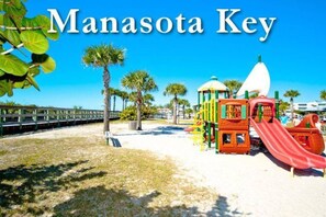 Children's area - This cottage is a 2 bedroom(s), 2 bathrooms, located in Englewood, FL. (Englewood)