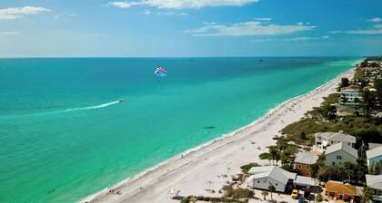 Villa Margarita Sparkles