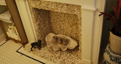 Historic District Downtown 344 King Street