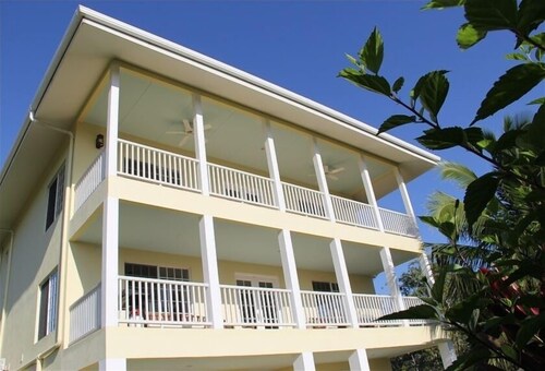 Hilltop Neue Luxus-Villa auf der Hauptinsel (Colon) außerhalb der Stadt