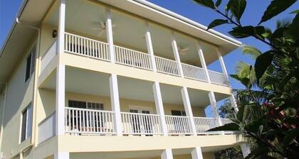 Hilltop Neue Luxus-Villa auf der Hauptinsel (Colon) außerhalb der Stadt