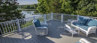 Waterfront Hjemme på smukke Shelter Island m / stor Deep Water Dock