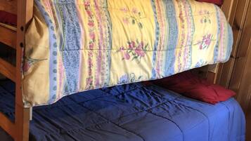 2 bedrooms, bed sheets