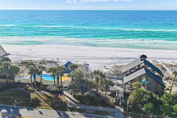 On the beach - Leeward Key 804 Beach Service Included, 2 Bed/2 Bath Amazing Views (Miramar Beach)