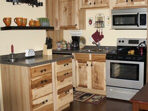 Fridge, microwave, oven, stovetop - Aspen Suite: Cozy NC Mountain & Riverside Cabin Suite @ Roaring River Vineyards (Traphill)