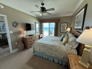 2 bedrooms, memory-foam beds, iron/ironing board, free WiFi