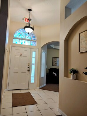 Interior - USD 140/night Private and Spacious 4BR/3BA 15 min from Disney, Pool. (Davenport)