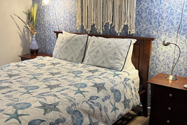 Comfortable queen beds in every bedroom.