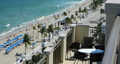 Oceanfront Luxury Condo-Balcony-Kitchenette-5 Stars The Atlantic Resort And Spa