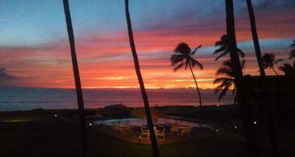 ** Hermoso condominio frente al mar con piscina y espectaculares puestas de sol - Especial $ 100 nt **