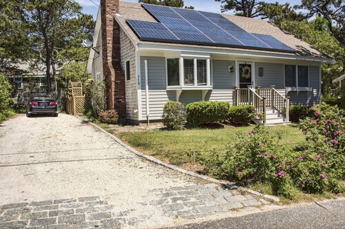 Beachside Location at Lecount Hollow With A/C
