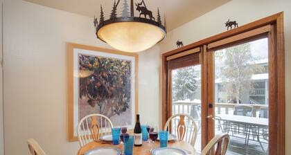 Sun Valley Condo #101-Hot Tub, Pool, Spa, Common Area With Game Room, 10 minute Walk to Town & Lifts