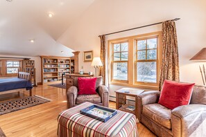 5 bedrooms, Internet, bed sheets