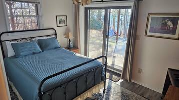 4 chambres, fer et planche à repasser, Wi-Fi gratuit, draps fournis