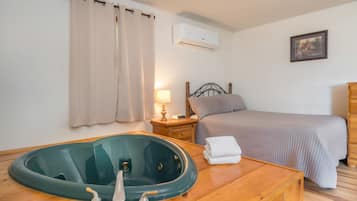 1 多间卧室、上网接入、床单