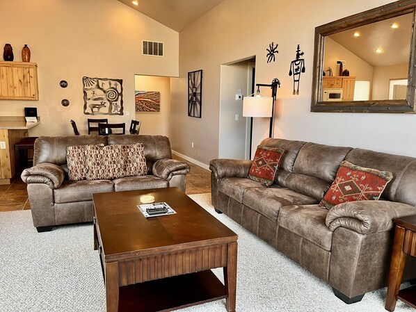 TV, fireplace, DVD player