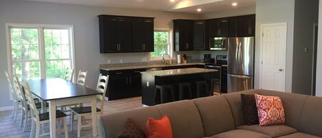 Smart-tv, spillekonsol, Netflix, Hulu