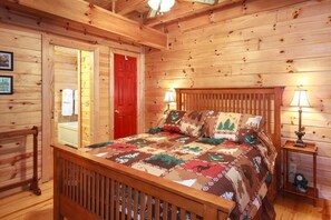 2 bedrooms, internet, bed sheets - COME STAY AT ROMANTIC RIVER FALLS CABIN!- TROUT STREAM-25 MIN TO GATLINBURG! (Cosby)