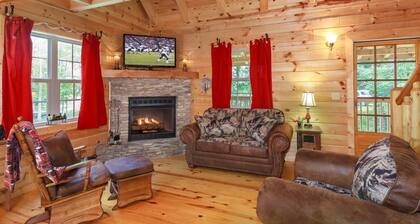 REAL LOG CABIN - TROUT STREAM - KALASTUS OMAISUUS - 25 minuuttia GATLINBURG