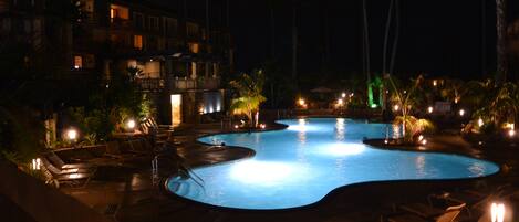 Et oppvarmet basseng