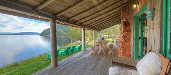 Historische Lodge, Privatstrand, Whirlpool, Unglaubliche Aussicht, Nähe Stadt