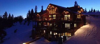 9.BRM/11.BATH Villa, panoramic view, steam room, sauna, hot tub