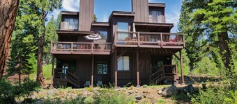 4BD/3BA Northshore Condo Lakeview 2 Master Suites Sleeps up to 8 Great Value 