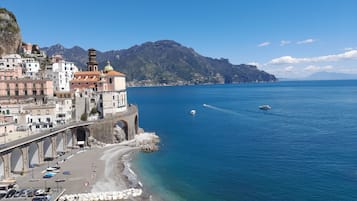 Liegestühle, Strandtücher