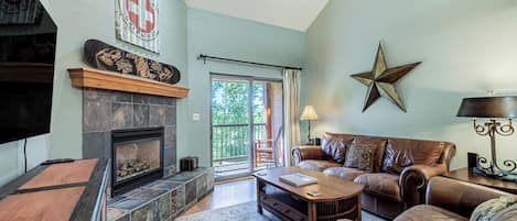 Télévision, cheminée