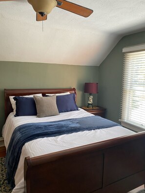 5 habitaciones, tabla de planchar con plancha y wifi gratis 