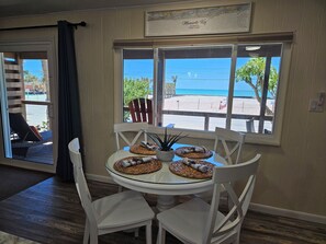 Dining - 30 Seconds To Beach Path! Tiki Bar with outdoor TV! Bikes, Kayaks, Sups & more! (Englewood)